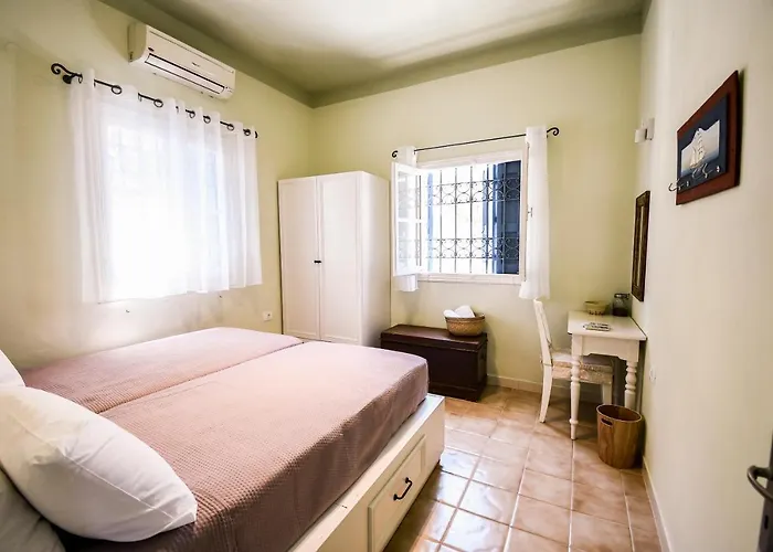 Ponente Apartment Symi