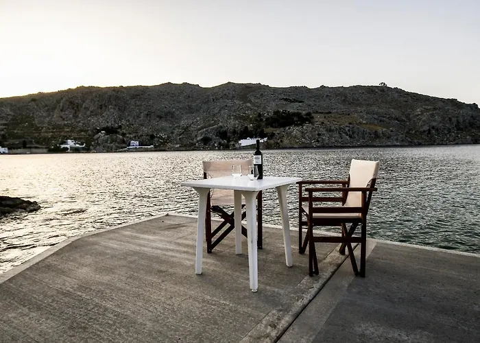 Ponente شقة سيمي